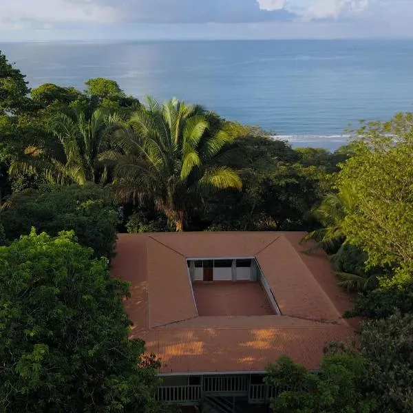 Casa Oh - Oceanview Guesthouse, hotel v destinaci Uvita