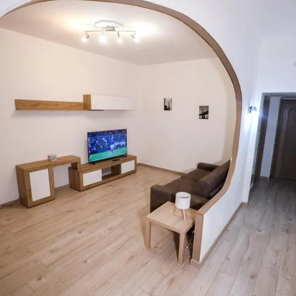 Casa Mia Apartment Fiumicino, ξενοδοχείο στο Φιουμιτσίνο