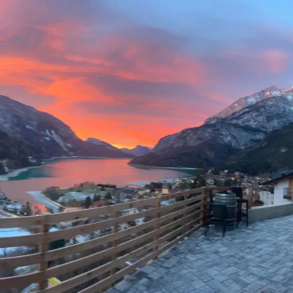 Hotel Aurora, ξενοδοχείο σε Molveno