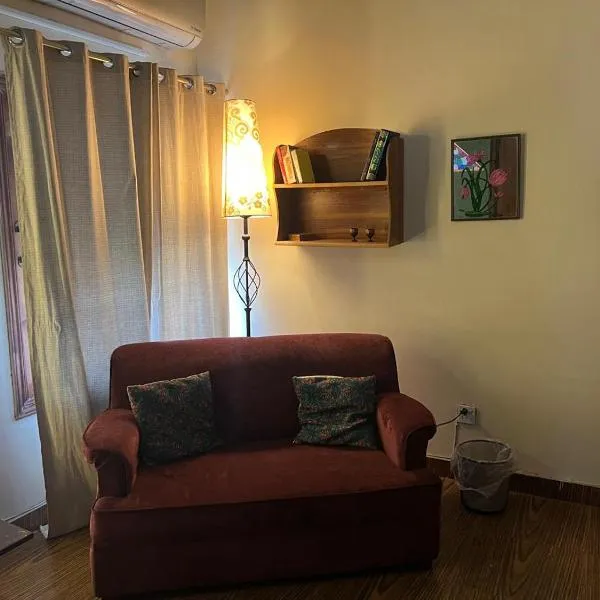 Rooms In Central Rawalpindi, hotel v destinaci Rávalpindí