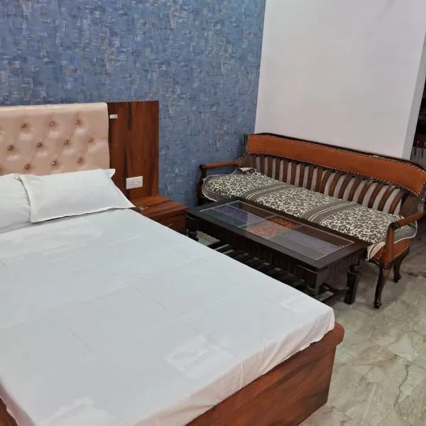Maa kamakhya home stay, hotel in Varanasi