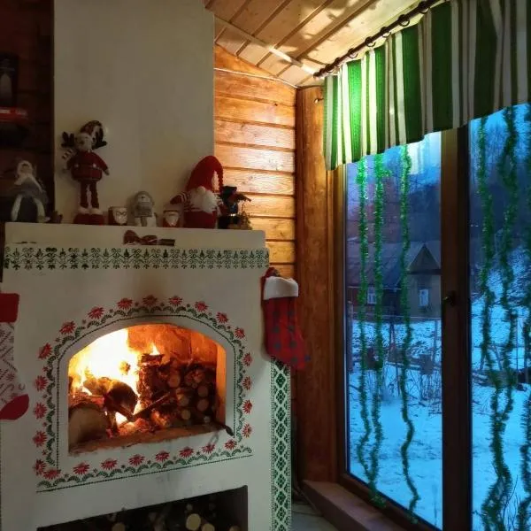Gostynnyi Dvir u Marichky, hotel v destinaci Lazešina