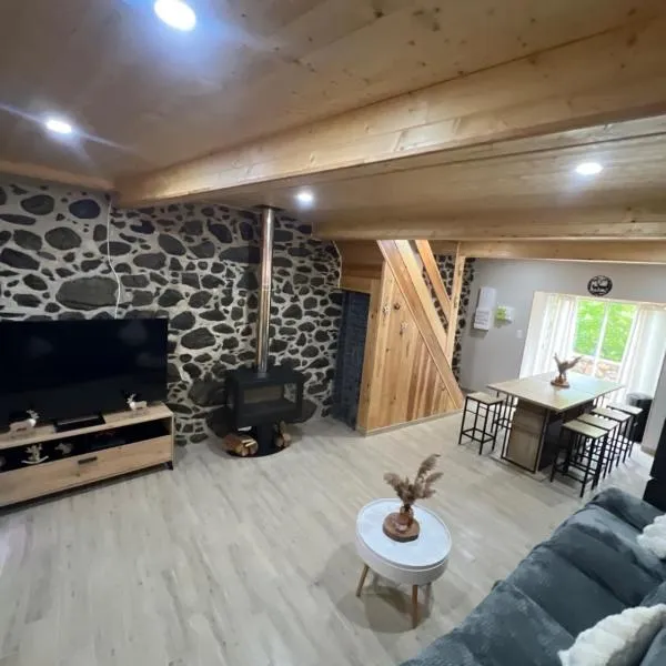 Chalet cosy refait à neuf 6 pers, hotel v destinaci Fontpédrouse