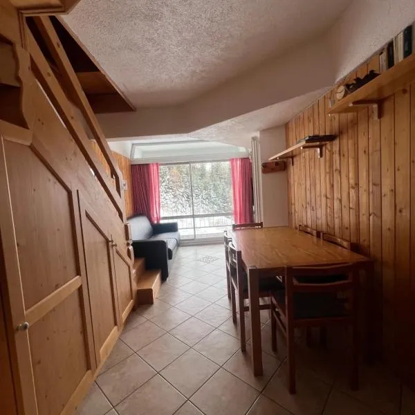 Appartamentino Marilleva 1400, hotel v destinácii Marilleva