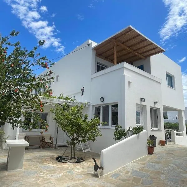 Barewake's Place 3 Cosy Apt perfect for romantic getaway by the sea, hotel v destinaci Aliki