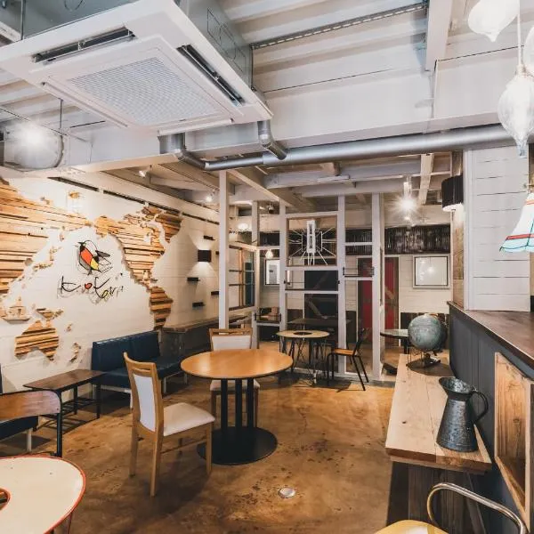 Kotori Coworking & Hostel Takamatsu、高松市のホテル
