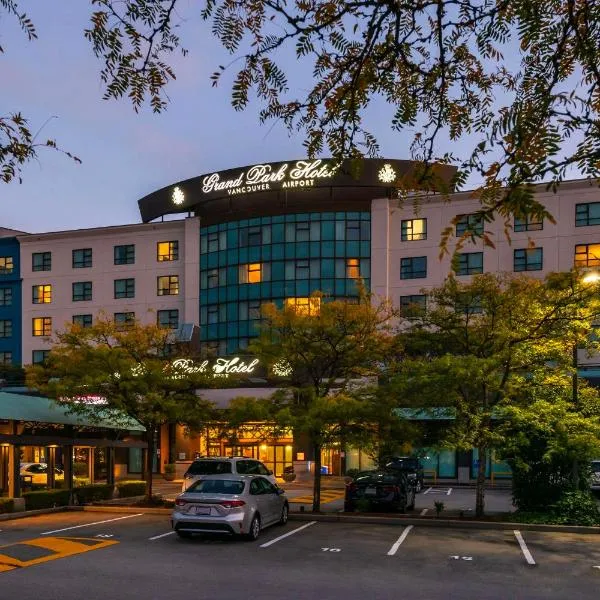 Grand Park Hotel Vancouver Airport, Ascend Hotel Collection、リッチモンドのホテル