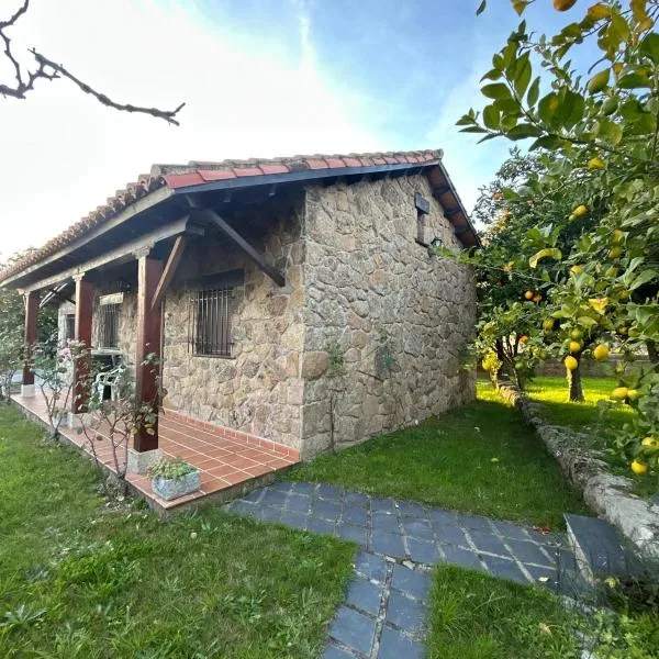 As Tres Irmas, hotel v destinaci Candeleda