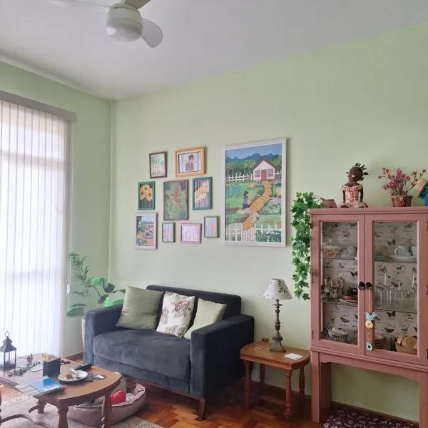Apartamento Gracioso ao lado do Parque das Águas、カシャンブのホテル
