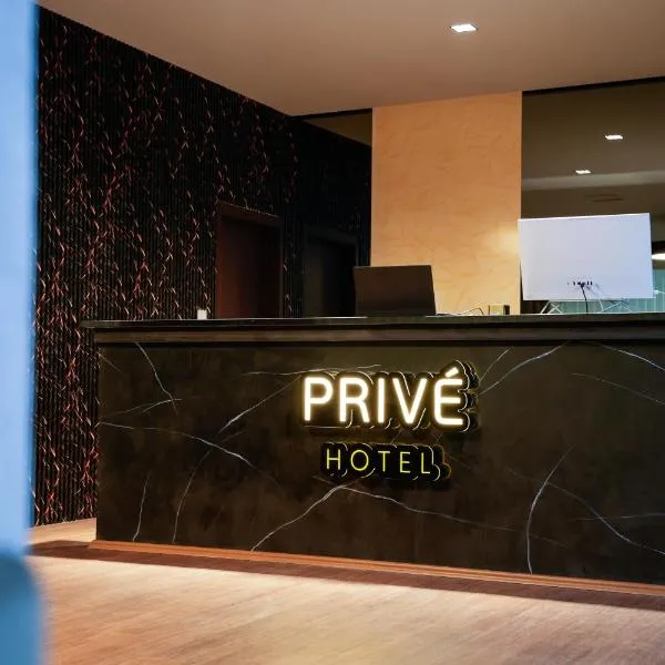 Hotel Privé, hotel u gradu Peć