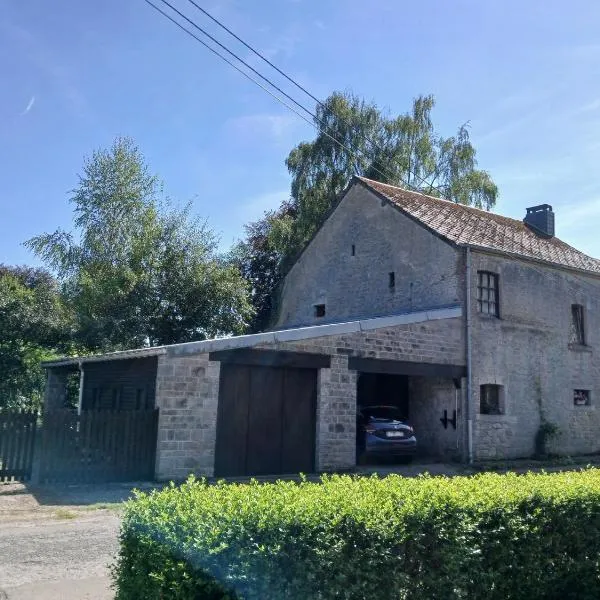 Gite Les Chavautes -, hotel v destinaci Ciney