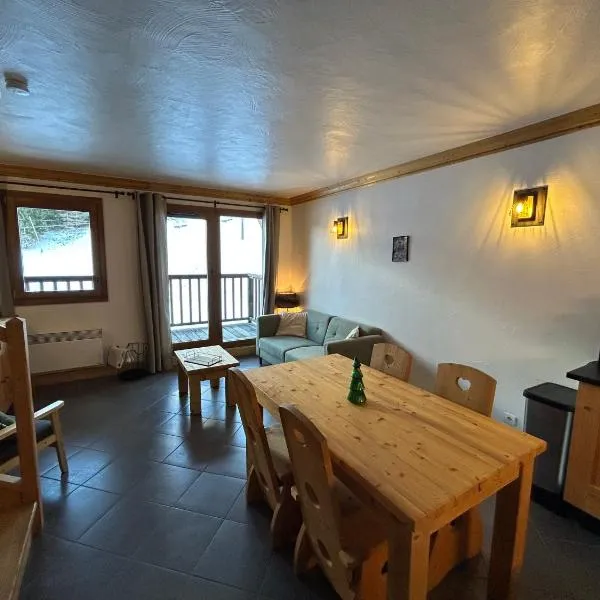 란슬부르 몽 세니에 위치한 호텔 L’Aster