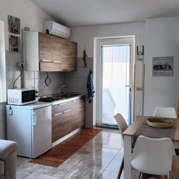 Appartamento Sole: Cala Gonone şehrinde bir otel
