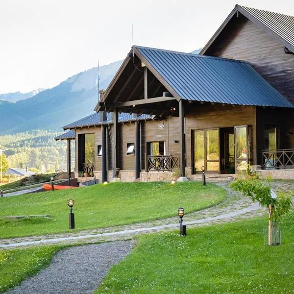 AMANCIO Hotel & Cabañas, hotel in Lago Meliquina