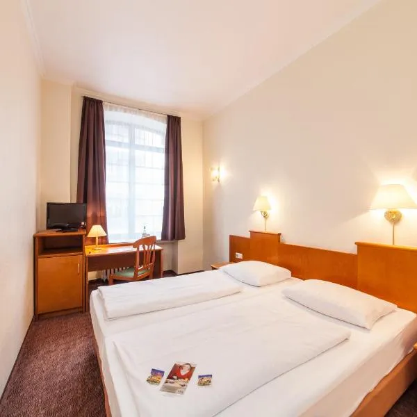 Hotel Ahl Meerkatzen, hotel in Cologne