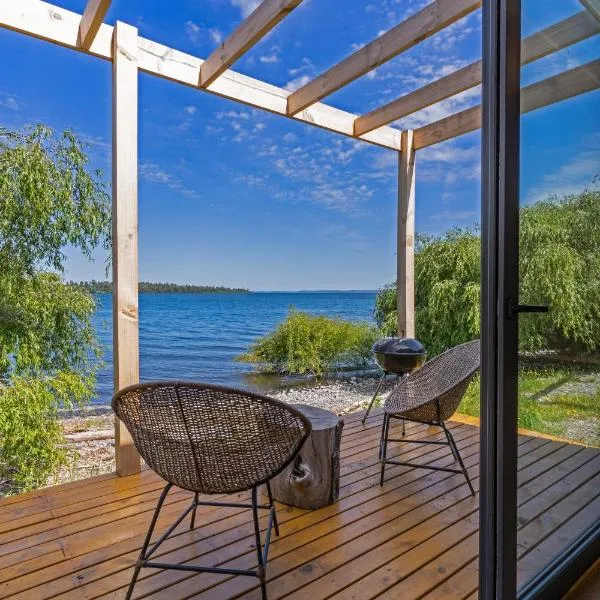 OUTSCAPE l Cabañas a Orilla del Lago Puyehue, hotel in Puyehue