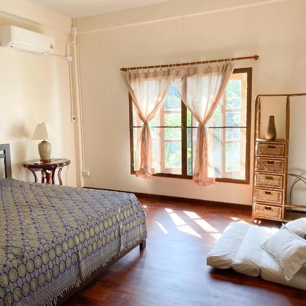Baan Ko Little House, hotel v destinaci Ban Rai Khlong Sai