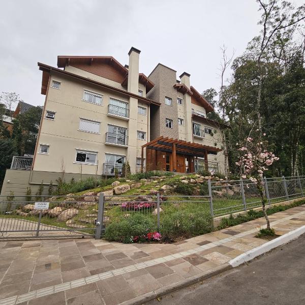 Amplo e luxuoso 2 suítes no Bavária