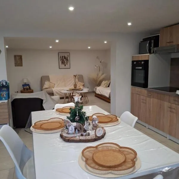 Les châtillonnes 25 minutes du zoo de beauval, khách sạn ở Châtillon-sur-Indre