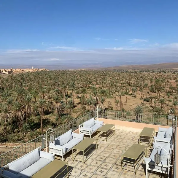 Hotel Kasbah Ennakhile, hotel v destinaci Nkob
