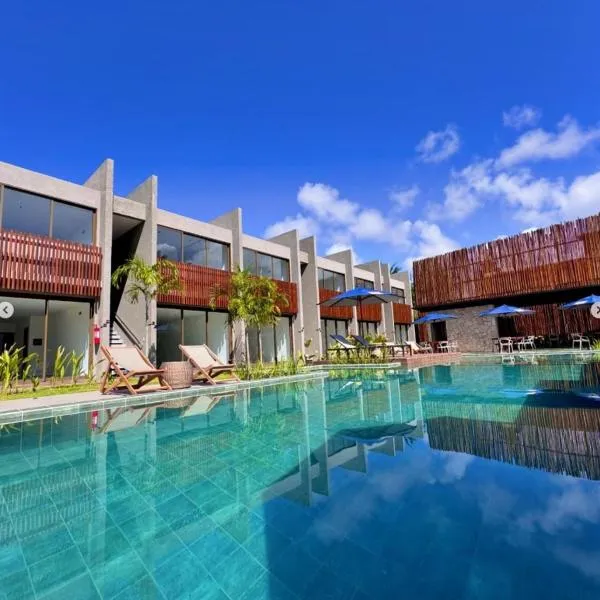 Lindo Apartamento em condomínio de frente para o mar - Villa Naluri B107, hotel in Japaratinga