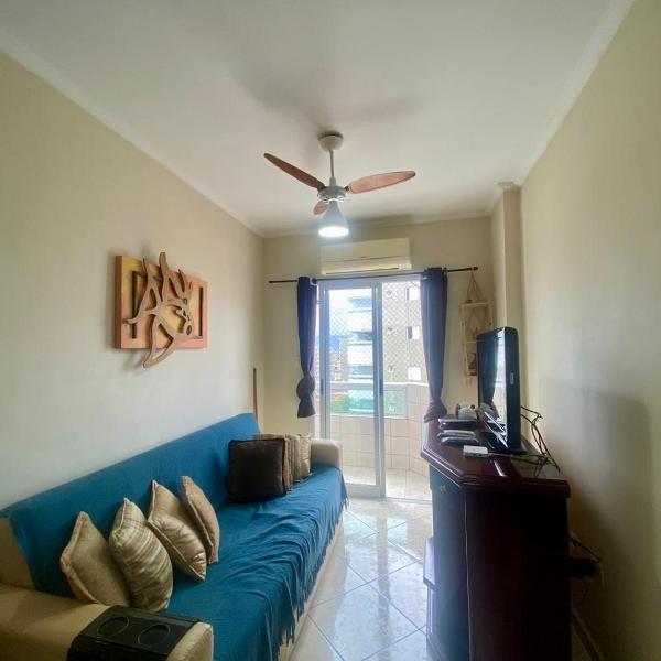 Apto a 50m da praia, com ar condicionado, wifi , portaria 24h