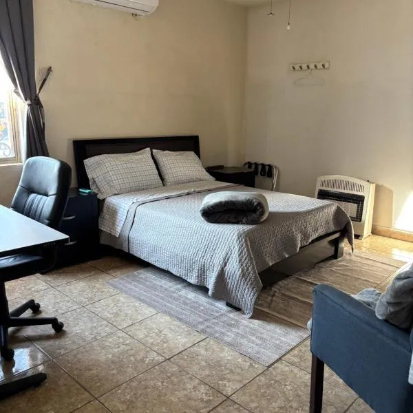 Habitación Roble, cómoda y espaciosa, hotel a Saltillo