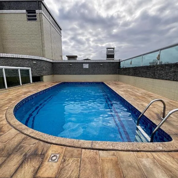 Apartamento inteiro com piscina à 100 metros do mar, hotel i Praia Grande