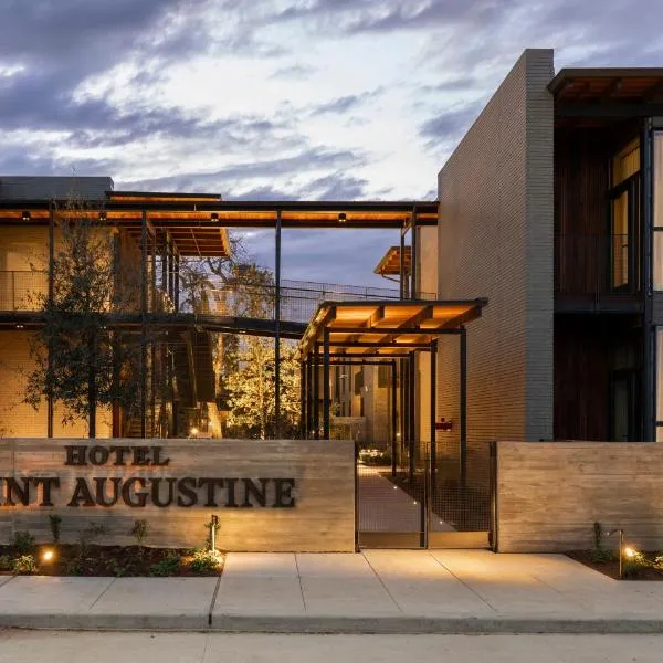 Hotel Saint Augustine、ヒューストンのホテル