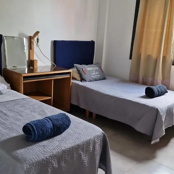 Acogedora habitación para mujeres viajeras, hotel v destinaci Cordoba