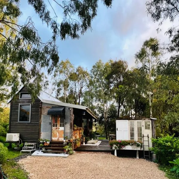 The Cabin, Ghost Gum Gully, hotel v destinaci Thornton
