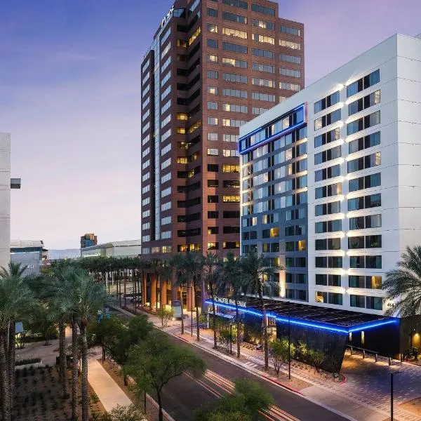AC Hotel by Marriott Phoenix Downtown, hotel v destinaci Phoenix