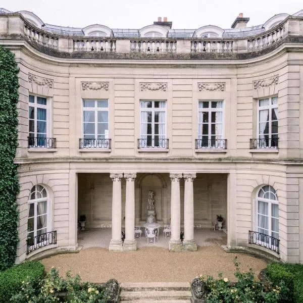 Château du Prieuré Évecquemont, hotel v destinaci Évecquemont