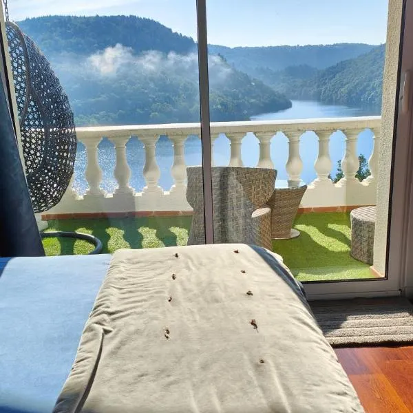 Ma villa au bord de l'eau，位于Miremont的酒店