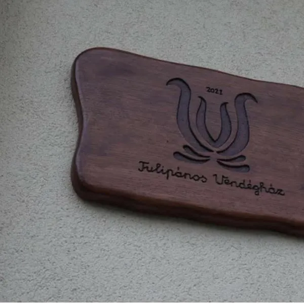 Tulipános Vendégház, hotel Szőlősardón