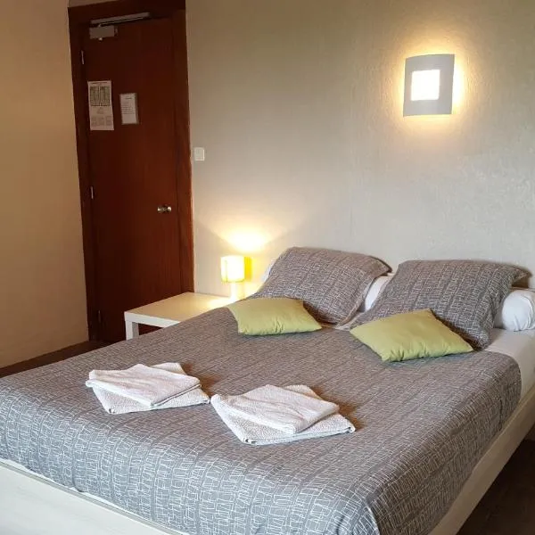 AN ABER Hôtel Café, hotel v destinaci Lannilis