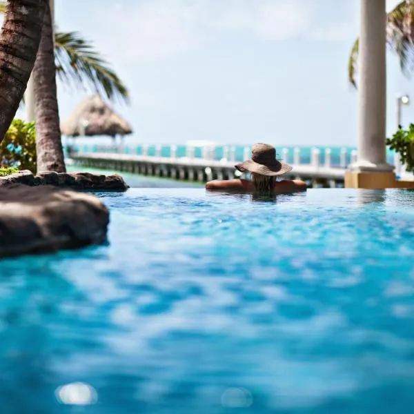 Pelican Reef Villas Resort, hotel en San Pedro
