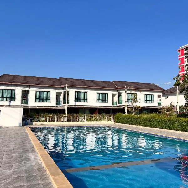 芭提雅泰尚皇联排别墅, hotelli kohteessa Nong Prue