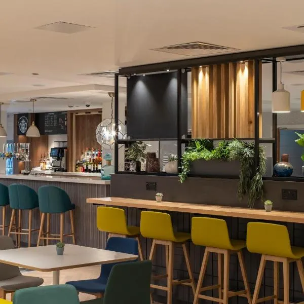 Holiday Inn Bristol Airport by IHG, hotel in Redhill
