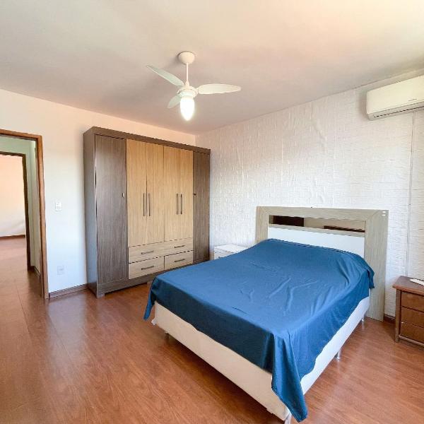 Apê Espaçoso, A/C | 300m Praia de Canasvieiras - Foto 2