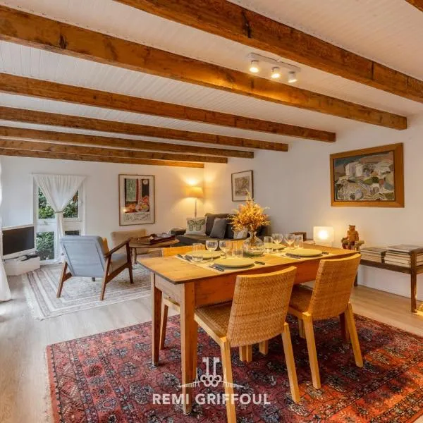 Fenêtres sur cour 3 Duplex in the Heart of the City Center 4 Guests, viešbutis mieste Honfleras