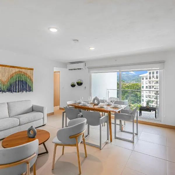 Upstay - Brand New Condo w Pool - Near the Beach, hotel in Jacó