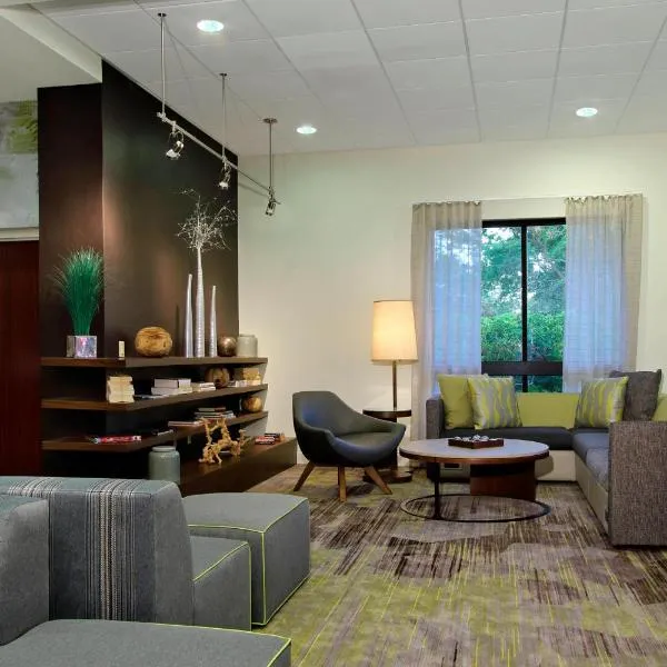 Courtyard by Marriott Cocoa Beach Cape Canaveral，可可比奇的飯店