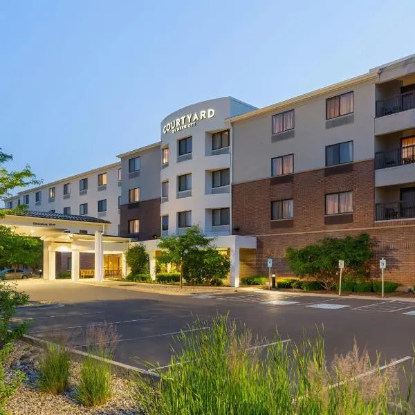 Courtyard by Marriott Madison West / Middleton, hotel v destinaci Middleton