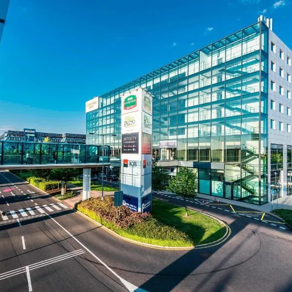 Courtyard by Marriott Prague Airport - photo 2