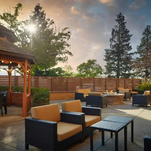 Courtyard by Marriott Santa Rosa, hotel in Santa Rosa