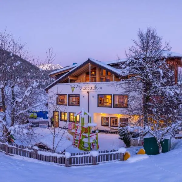 Familienhotel Unterreith, hotell i Forstau