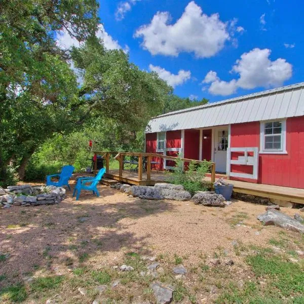 Sunflower Ridge Bungalow, hotel v destinaci Wimberley
