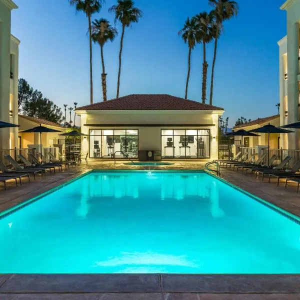 Courtyard by Marriott Palm Springs, hotel v destinaci Palm Springs