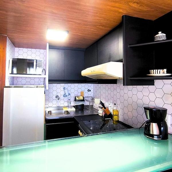 Flat Completo com cozinha no Melhor da Pituba, WIFI, Ar, Netflix, EDF Frente Mar, Piscina - Foto 3